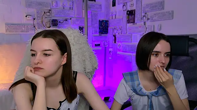 KellieBanshe online show from April 28, 2026, 5:01 am