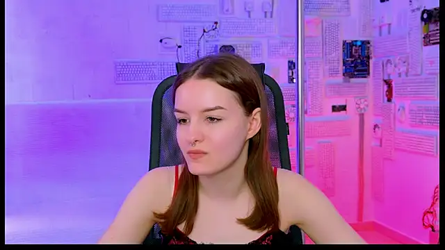 Snapshot of KellieBanshe chatting on June 5, 2026, 8:20 am KellieBanshe online show from June 5, 2026, 8:20 am