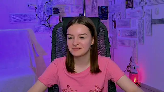 Snapshot of KellieBanshe chatting on June 15, 2026, 4:58 am KellieBanshe online show from June 15, 2026, 4:58 am