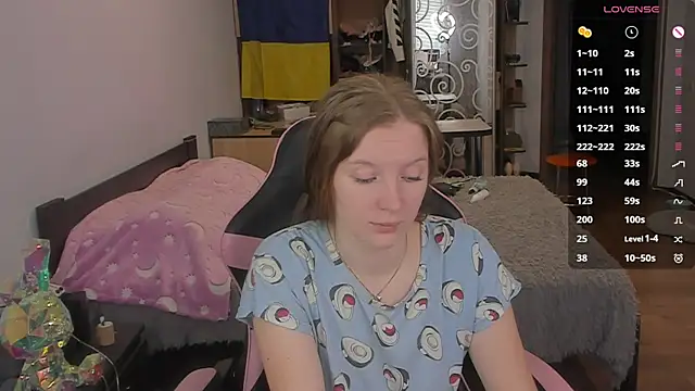 Snapshot of Mary_Blu chatting on November 22, 2025, 10:47 am Mary Blu online show from November 22, 2025, 10:47 am