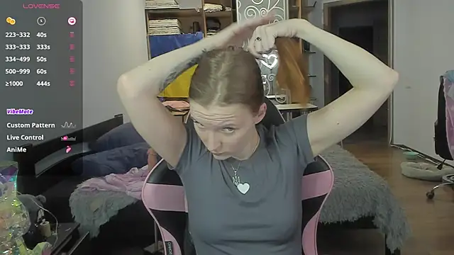 Snapshot of Mary_Blu chatting on November 27, 2025, 4:20 pm Mary Blu online show from November 27, 2025, 4:20 pm