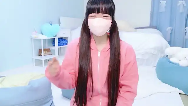 Hime na online show from May 3, 2026, 9:37 am