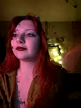 VelvetEve online show from March 8, 2026, 2:04 am