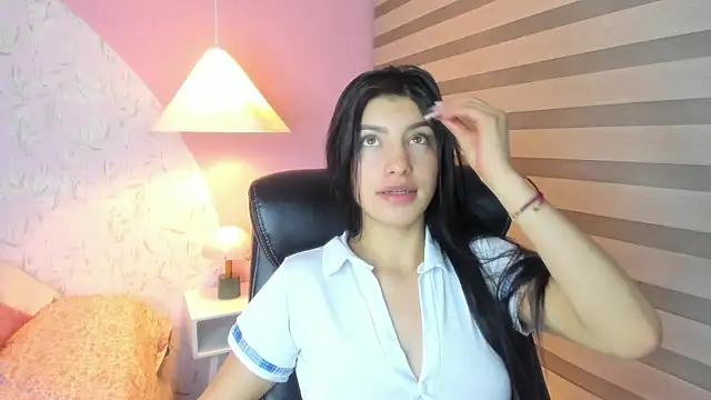LILY BRM online show from June 11, 2026, 12:32 am