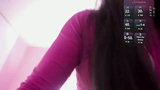 Emily Roussee online show from April 23, 2026, 11:31 am