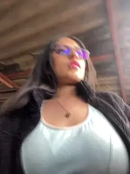 Snapshot of Princess_tina chatting on July 28, 2026, 9:36 pm Princess tina online show from July 28, 2026, 9:36 pm