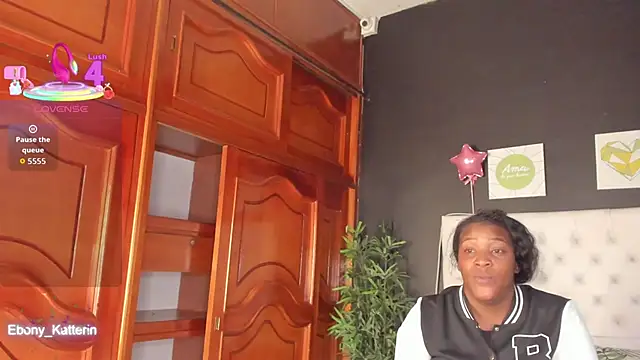 ebony katterin online show from May 1, 2026, 11:15 am