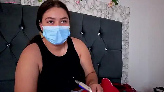 Mikaellaginx online show from March 10, 2026, 3:50 pm