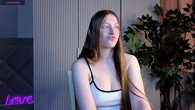 KelsiSinkey online show from March 12, 2026, 8:09 am