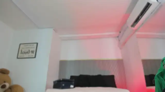 Snapshot of ashvalentine_ chatting on July 17, 2026, 7:41 pm ashvalentine online show from July 17, 2026, 7:41 pm