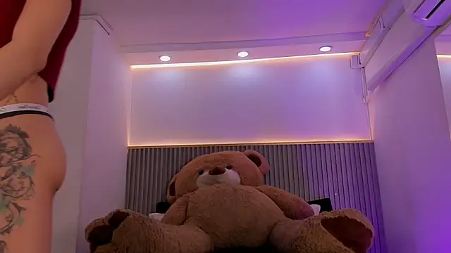 Snapshot of ashvalentine_ chatting on July 29, 2026, 2:32 am ashvalentine online show from July 29, 2026, 2:32 am
