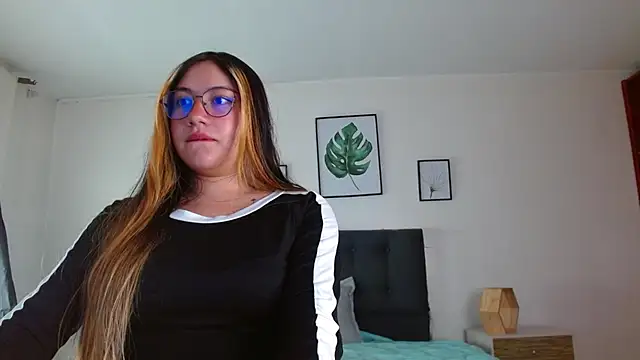 Snapshot of samanthachop chatting on June 30, 2026, 1:34 pm samanthachop online show from June 30, 2026, 1:34 pm