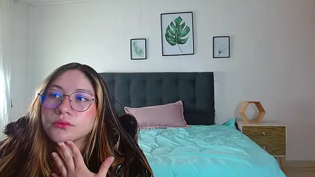 Snapshot of samanthachop chatting on July 3, 2026, 1:28 pm samanthachop online show from July 3, 2026, 1:28 pm