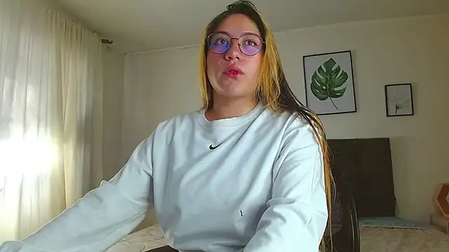 Snapshot of samanthachop chatting on July 15, 2026, 1:38 pm samanthachop online show from July 15, 2026, 1:38 pm