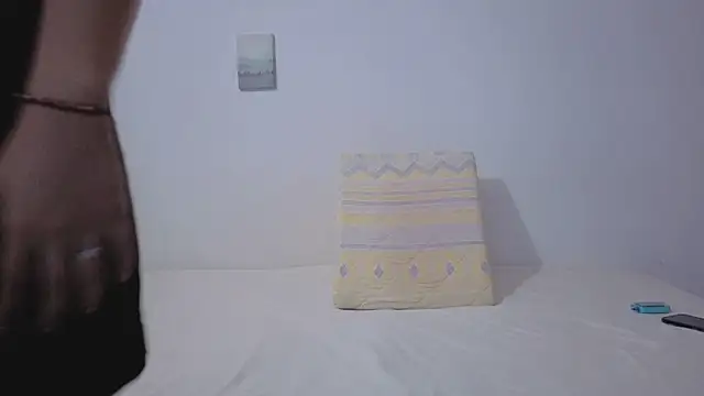Snapshot of Scarlett_Cherry_ chatting on June 15, 2026, 3:42 am Scarlett Cherry online show from June 15, 2026, 3:42 am