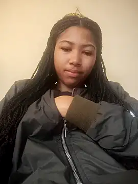 Yire  online show from March 5, 2026, 5:09 pm