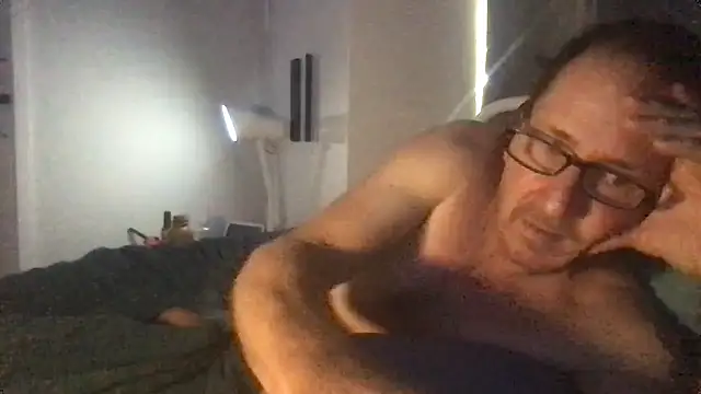 Snapshot of MrBombasticxxx chatting on May 4, 2026, 11:01 pm MrBombasticxxx online show from May 4, 2026, 11:01 pm