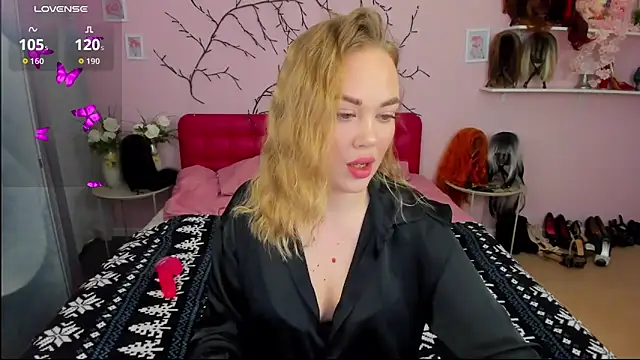 HannahWillow online show from March 6, 2026, 7:27 am