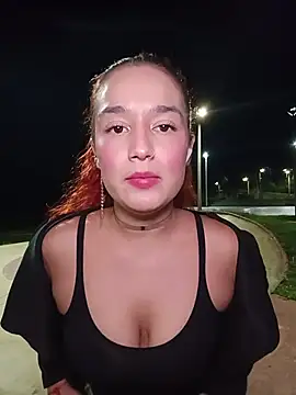 isabella ferrer99 online show from June 14, 2026, 5:31 am