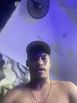 Snapshot of Ares_DAMM chatting on June 9, 2026, 12:50 pm Ares DAMM online show from June 9, 2026, 12:50 pm