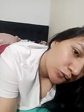 Snapshot of Alice_RouseSg chatting on March 13, 2026, 8:10 am Alice RouseSg online show from March 13, 2026, 8:10 am