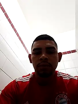 hugoafricano online show from March 9, 2026, 1:26 pm