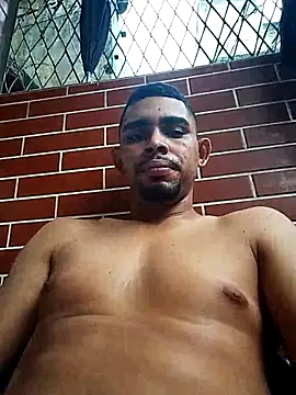 hugoafricano online show from March 12, 2026, 8:26 pm