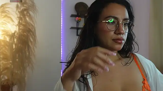 Snapshot of ally_muller chatting on March 11, 2026, 6:47 pm ally muller online show from March 11, 2026, 6:47 pm