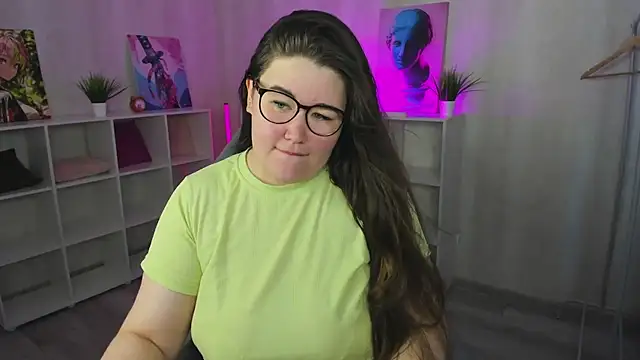 Miss Triss online show from July 30, 2026, 9:19 am