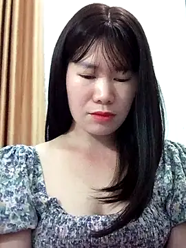 Snapshot of Bondgirl_9 chatting on June 12, 2026, 6:07 pm Bondgirl 9 online show from June 12, 2026, 6:07 pm