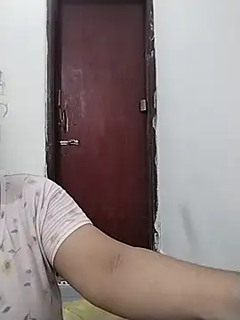 Snapshot of Star--Girl chatting on July 2, 2026, 3:34 am Star--Girl online show from July 2, 2026, 3:34 am