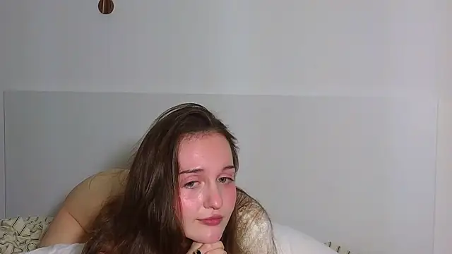 Snapshot of Lilyblushhh chatting on July 31, 2026, 7:24 pm Lilyblushhh online show from July 31, 2026, 7:24 pm