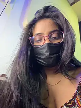 Snapshot of nikki_catz chatting on April 4, 2026, 12:31 am nikki catz online show from April 4, 2026, 12:31 am