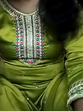 Snapshot of niyashree100 chatting on March 21, 2026, 7:28 pm niyashree100 online show from March 21, 2026, 7:28 pm