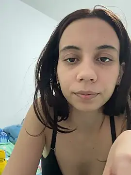 Snapshot of Nicole_Cute04 chatting on August 4, 2026, 3:32 am Nicole Cute04 online show from August 4, 2026, 3:32 am