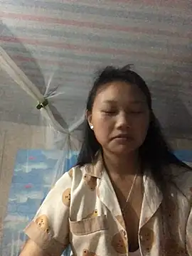 TieuVy99 online show from March 16, 2026, 2:10 pm