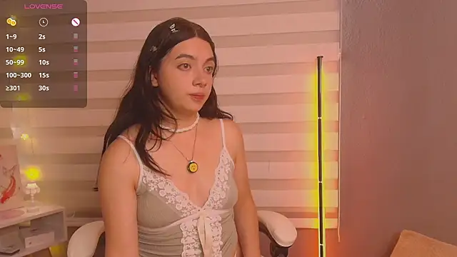 Im Elaris online show from April 28, 2026, 2:00 pm