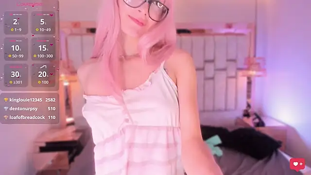 FoxxxyPink online show from June 11, 2026, 2:53 am