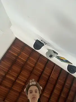 Snapshot of Jetf_Andrea_couple chatting on July 5, 2026, 12:34 pm Jetf Andrea couple online show from July 5, 2026, 12:34 pm