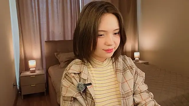 StaciaRahib online show from March 11, 2026, 5:02 am