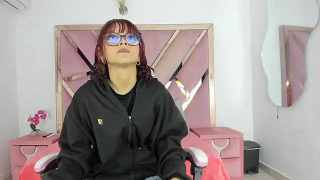 Angell cherryht online show from July 27, 2026, 8:38 pm