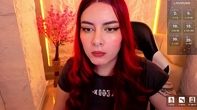 Soffia Hot Tx online show from March 17, 2026, 12:41 pm