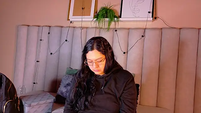 Snapshot of AmatistaSky__ chatting on June 4, 2026, 11:38 am AmatistaSky online show from June 4, 2026, 11:38 am