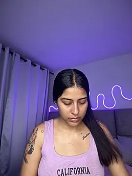 Abrilll2 online show from March 17, 2026, 3:11 am