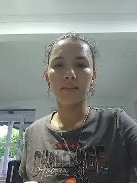 Isabella Stark online show from May 1, 2026, 11:26 am