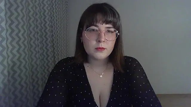 Snapshot of ClaraHard chatting on March 5, 2026, 6:48 pm ClaraHard online show from March 5, 2026, 6:48 pm