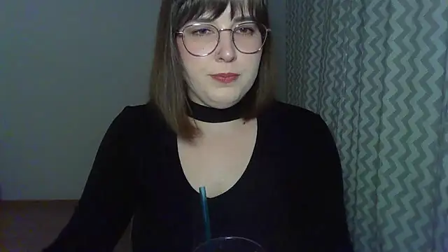 Snapshot of ClaraHard chatting on March 18, 2026, 7:06 pm ClaraHard online show from March 18, 2026, 7:06 pm