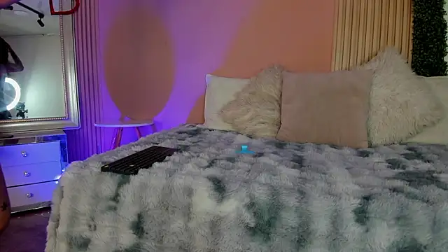 Cataleya diva online show from March 18, 2026, 8:23 pm