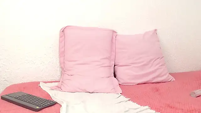 Snapshot of sexxylatinx1 chatting on July 28, 2026, 8:52 pm sexxylatinx1 online show from July 28, 2026, 8:52 pm