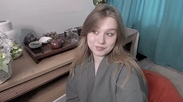 JennyHardy online show from June 28, 2026, 2:01 pm
